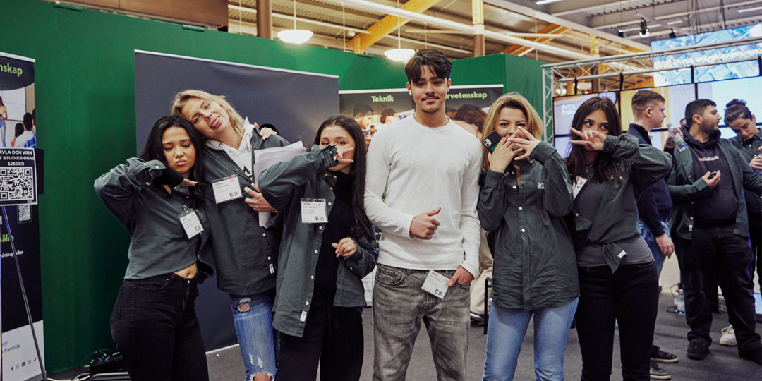 noll-tolerans-mot-vald-1080x540 Fem utställare som står fram kameran