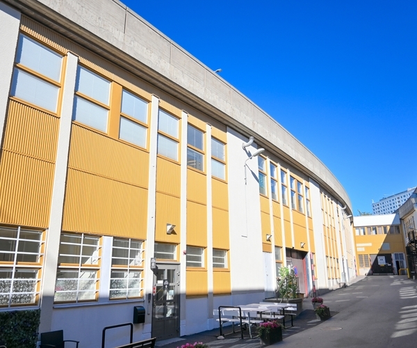 Johan Movingers Gymnasium byggnad